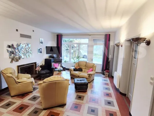 Maison 7 pièces 187 m² 