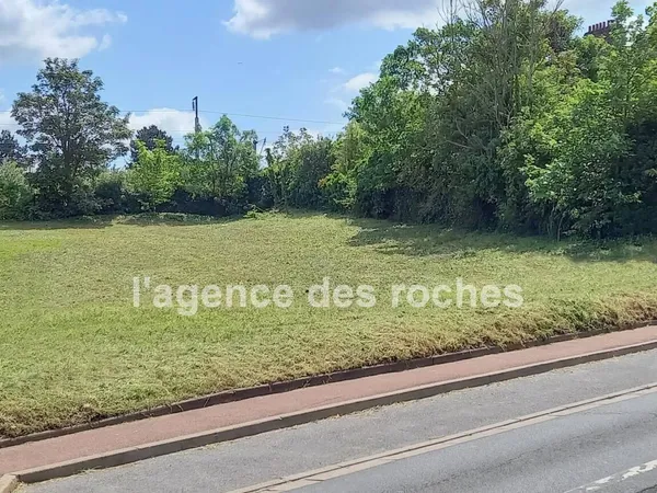 Terrain constructible 331 m² 