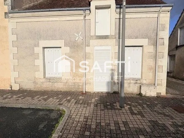 Maison de bourg 69 m² - 2 chambres - terrain de 225m² avec dépendances 