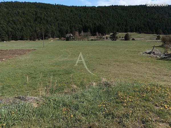 Terrain 768 m² FONTRABIOUSE 