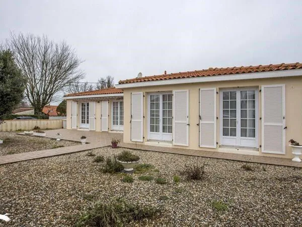 Maison de plain-pied 5 pièces 100 m² 