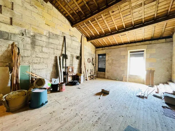 Maison 8 pièces 300 m² 