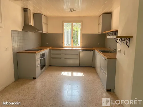Propriété 4 pièces 100 m² 