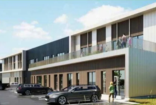 Local d'activité 565 m² 
