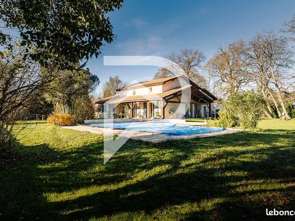 Maison 6 pièces 175 m² 
