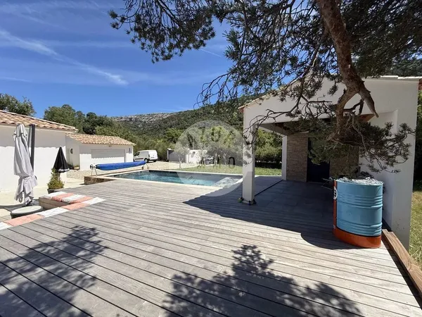 MAISON CONTEMPORAINE PLAIN PIED T5/6 + PISCINE + GARAGE 