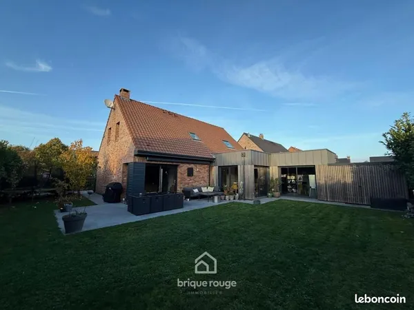 Maison 6 pièces 144 m² 