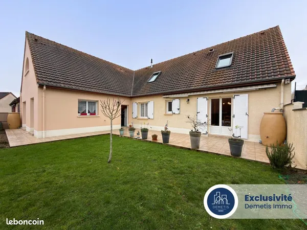 Pavillon 8 pièces 197 m² 