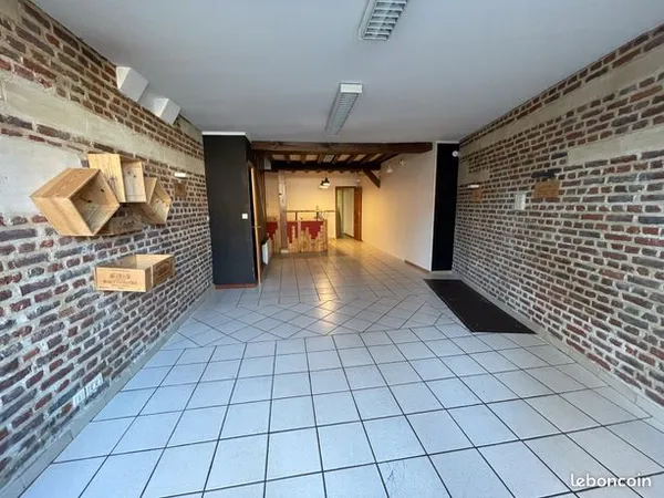 Local commercial 85 m² 
