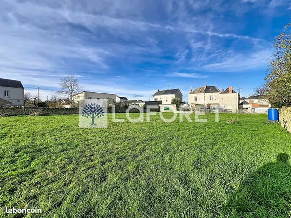 Terrain 923 m² THOUARS 