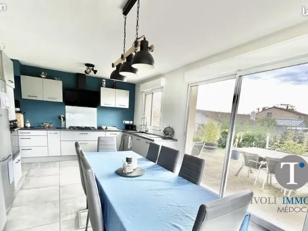 Maison 5 pièces 131 m² 