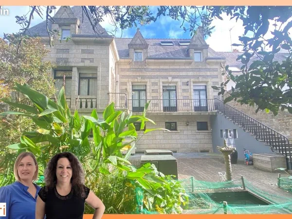 Maison 10 pièces 367 m² 