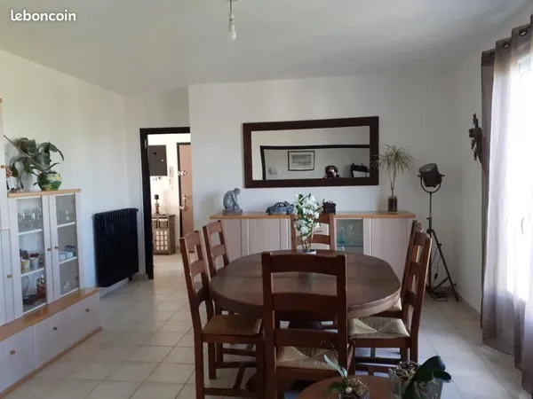 Appt 95 m² FONTENAY LE COMTE 