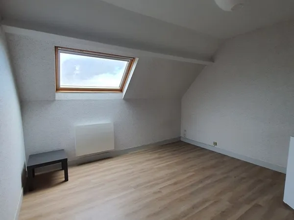 Studio 1 pièce 17 m² 
