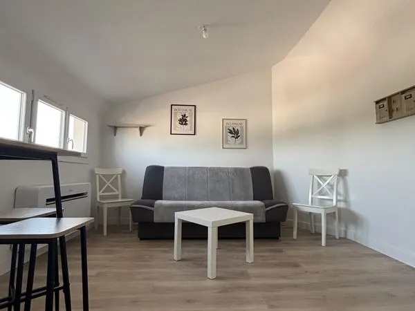 Studio 1 pièce 20 m² 