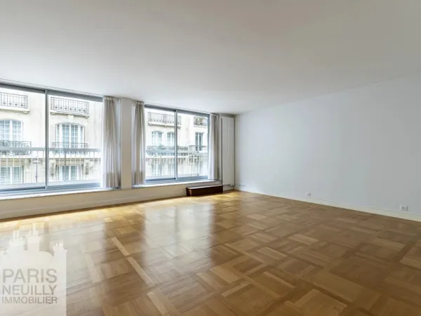 PARIS 16EME - COEUR DE PASSY - BEAU 3 PIECES + BALCON + POSS B 
