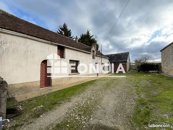 Fermette à rénover proche Fresnay sur Sarthe 