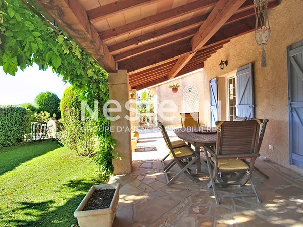 A VENDRE DRAGUIGNAN Maison 3 chambres GARAGE PISCINE 
