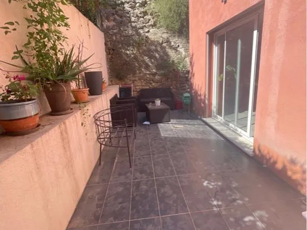 Maison mitoyenne 130m carré 