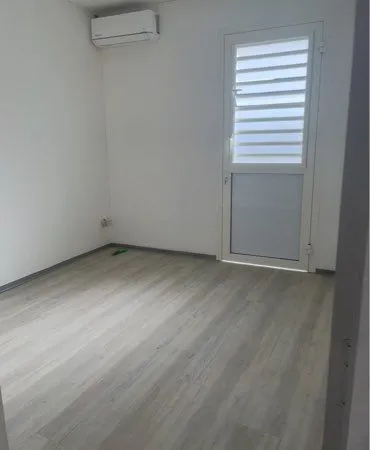 Local commercial 