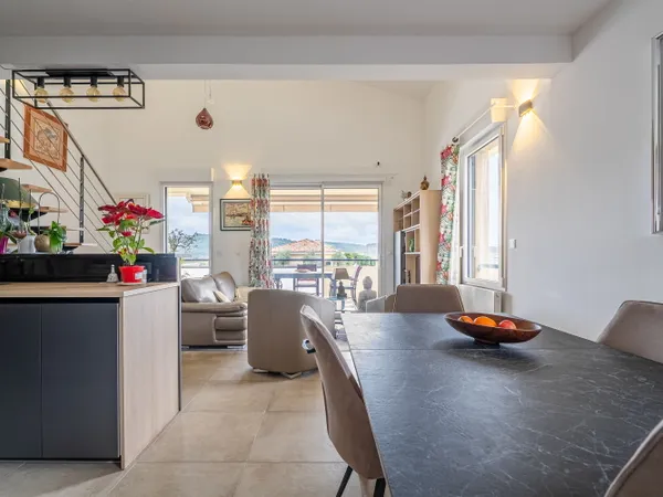Vends appartement duplex - 115m² 