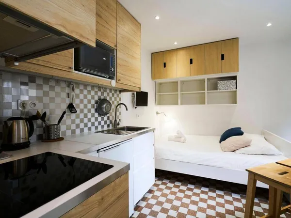 Appartement 1 pièce 14 m² 