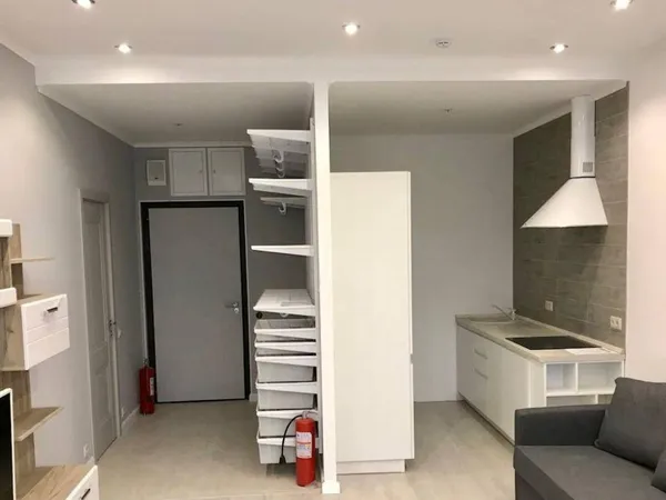 Studio 1 pièce 16 m² 