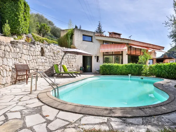 NICE CHEMIN DE LAGHET - MAISON DE 250M² A VENDRE - PISCINE - TERRAIN DE 1193M² - TERRASSES - 