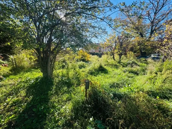 Terrain 450 m² 