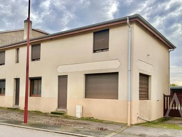Maison 15 pièces 250 m² 