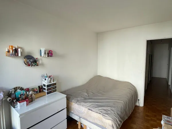 Loue chambre en colocation 