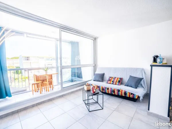 STUDIO 25m2 CENTRE VILLE LA GRANDE MOTTE 