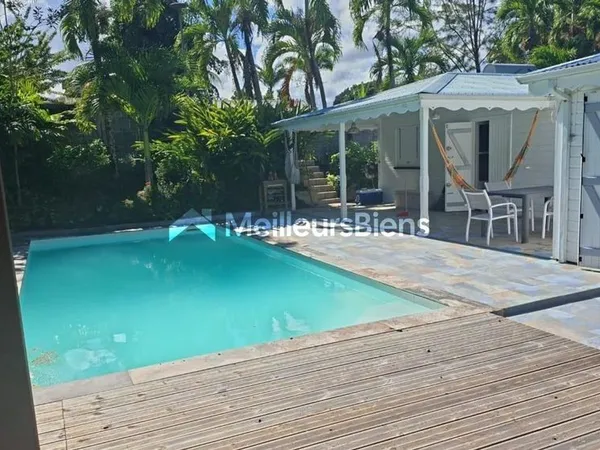 A VENDRE JOLIE VILLA T4 MEZZANINE SUR 800 M² DE TERRAIN DANS SECTEUR RESIDENTIEL DE PRISE D'EAU A 