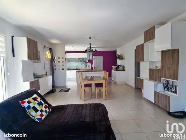 Villa type 4, 3 chambres, 4 faces 