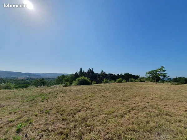 Terrain 400 m² La Brillanne 