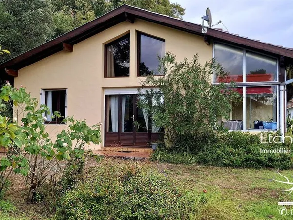 Villa 4 pièces 90 m² 