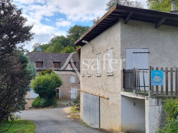 Maison 10 pièces 300 m² 