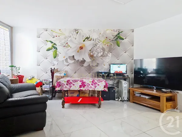 Appartement 4 pièces 83 m² 