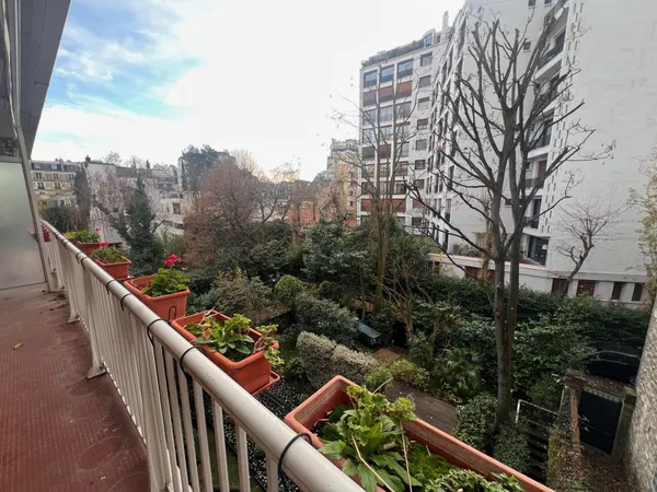 APPARTEMENT 3 PIECES - 94m2 