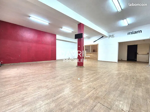 Local commercial 100 m² CONFLANS SAINTE HONORINE 