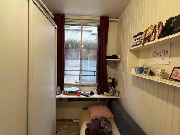 Studio 1 pièce 9 m² 