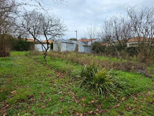 Terrain 567 m² SAINTE PAZANNE 