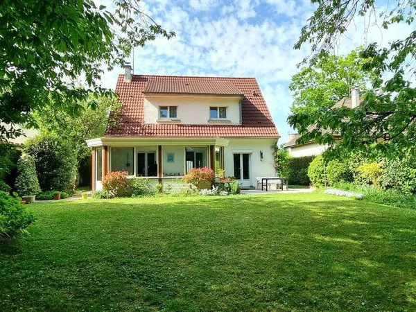 Maison 7 pièces 137 m² 