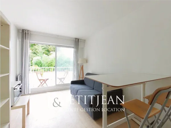 Appartement 1 pièce 17 m² 