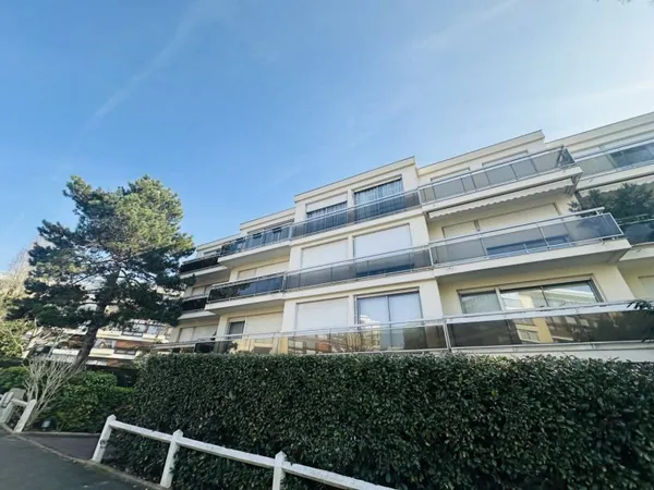 Stationnement Location Le Chesnay-Rocquencourt   90€