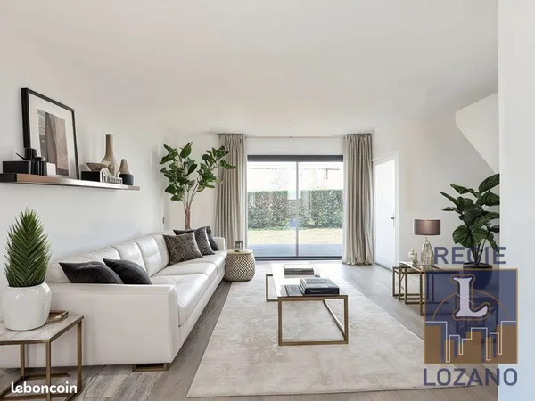 Triplex 5 pièces 136 m² 