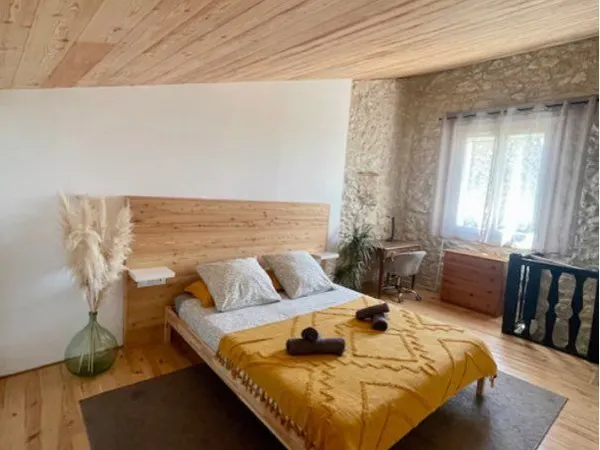 Location meublée maison de vacances village 