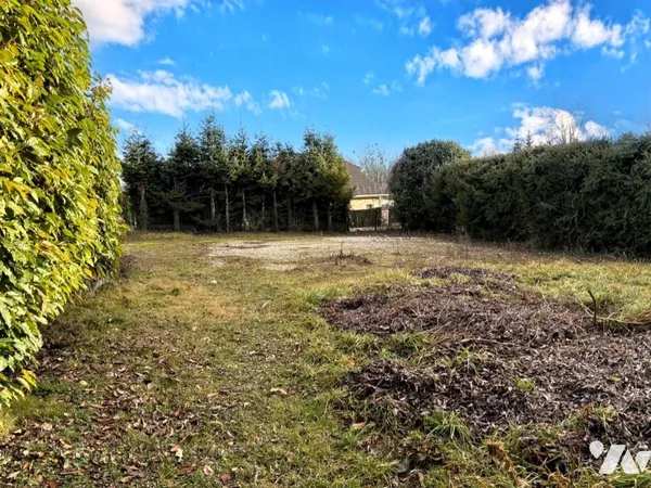 Terrain 575 m² 
