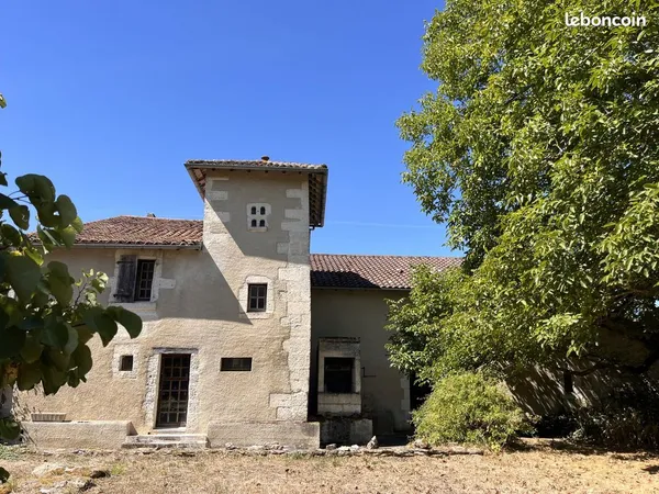 Maison 7 pièces 282 m² 
