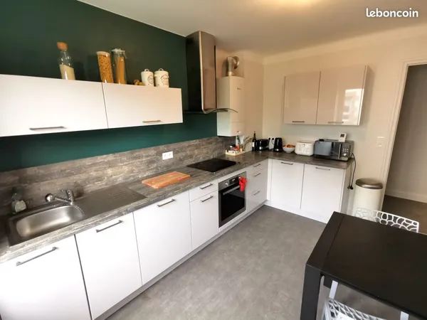 1 chambre disponible dans appartement T4 en colocation 